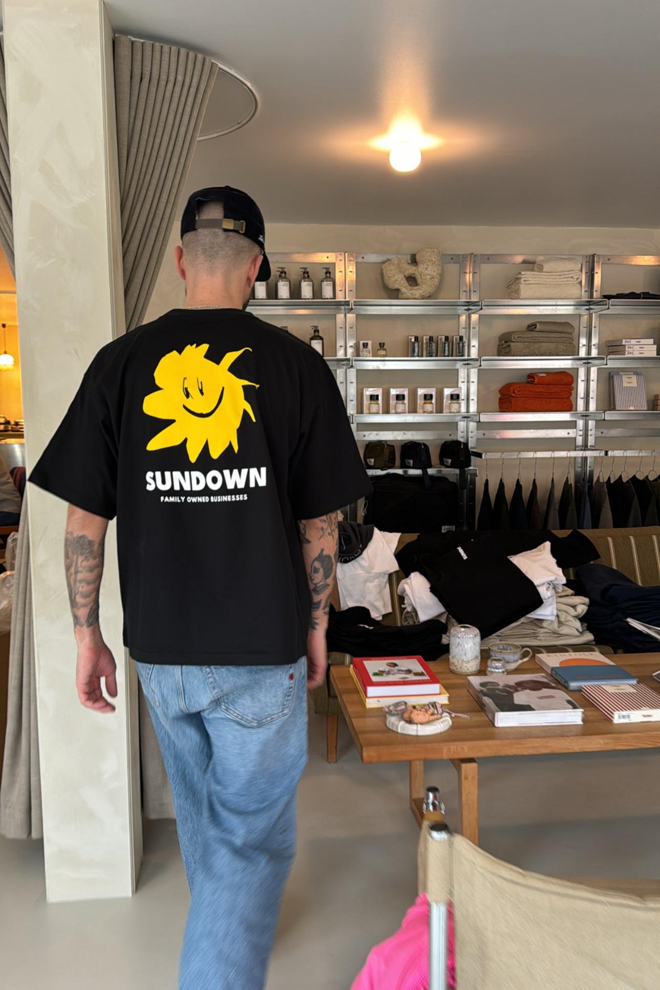 SUNDOWN, Sunni Box Tee, Black