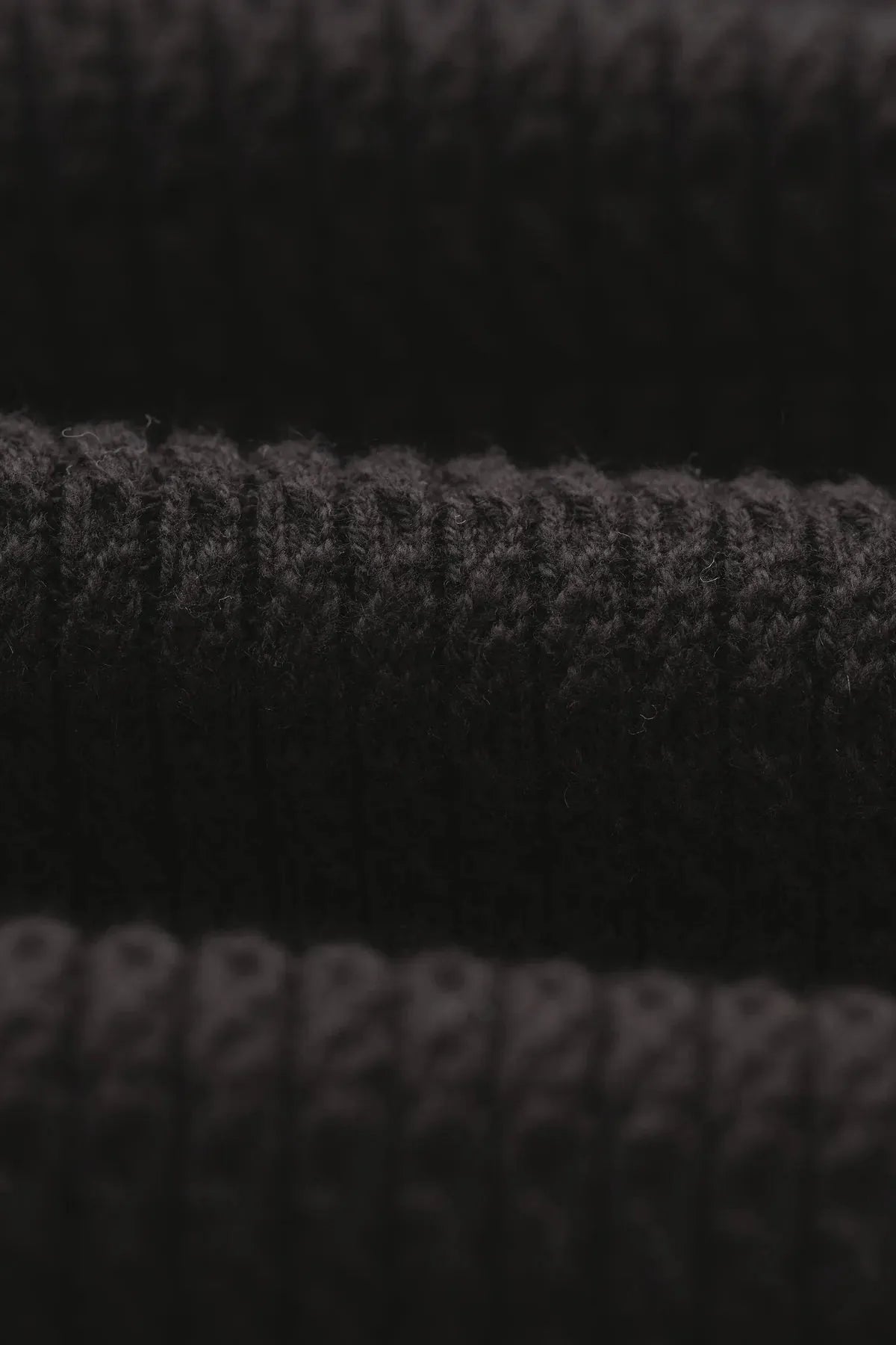 Wax London, TRISTAN L/S SHIRT MINI CABLE STITCH, BLACK