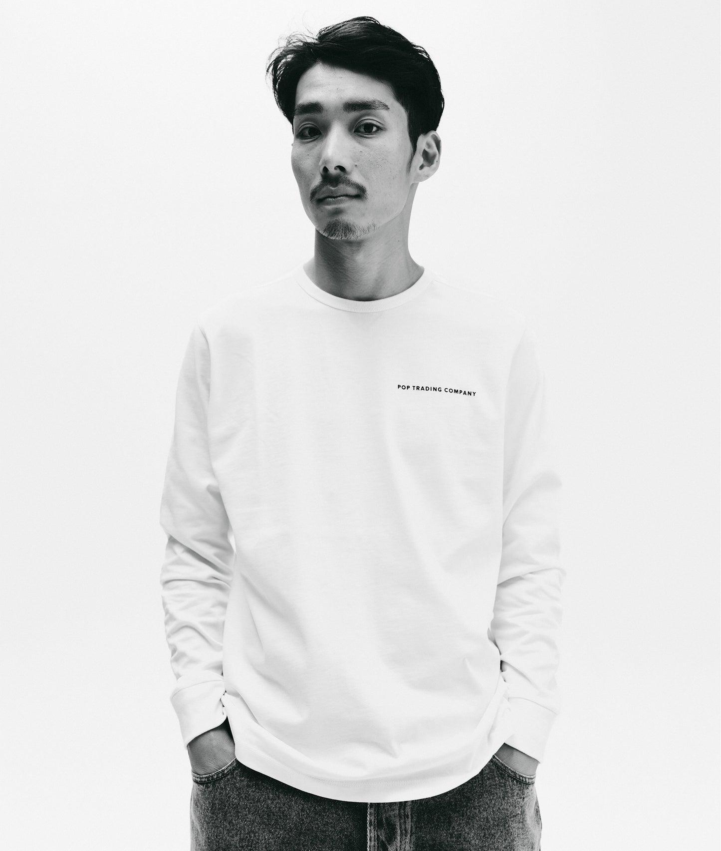 Pop Trading, POP LOGO LONGSLEEVE, WHITE/BLACK