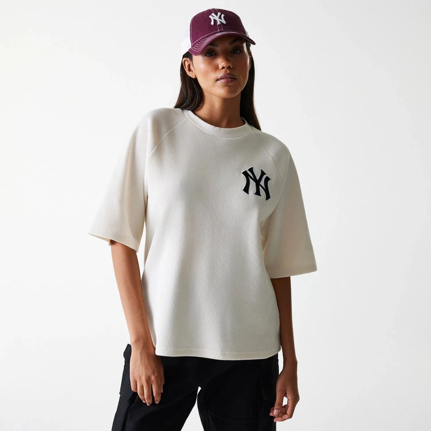 New Era, New York Yankees MLB Waffle Oversized T-Shirt, Off White
