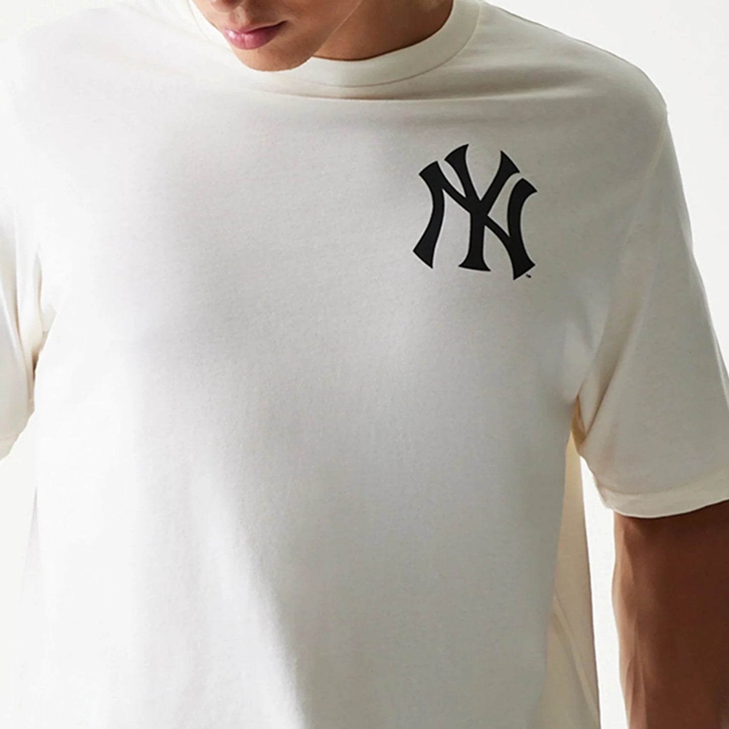 New Era, New York Yankees Food Graphic T-Shirt, White