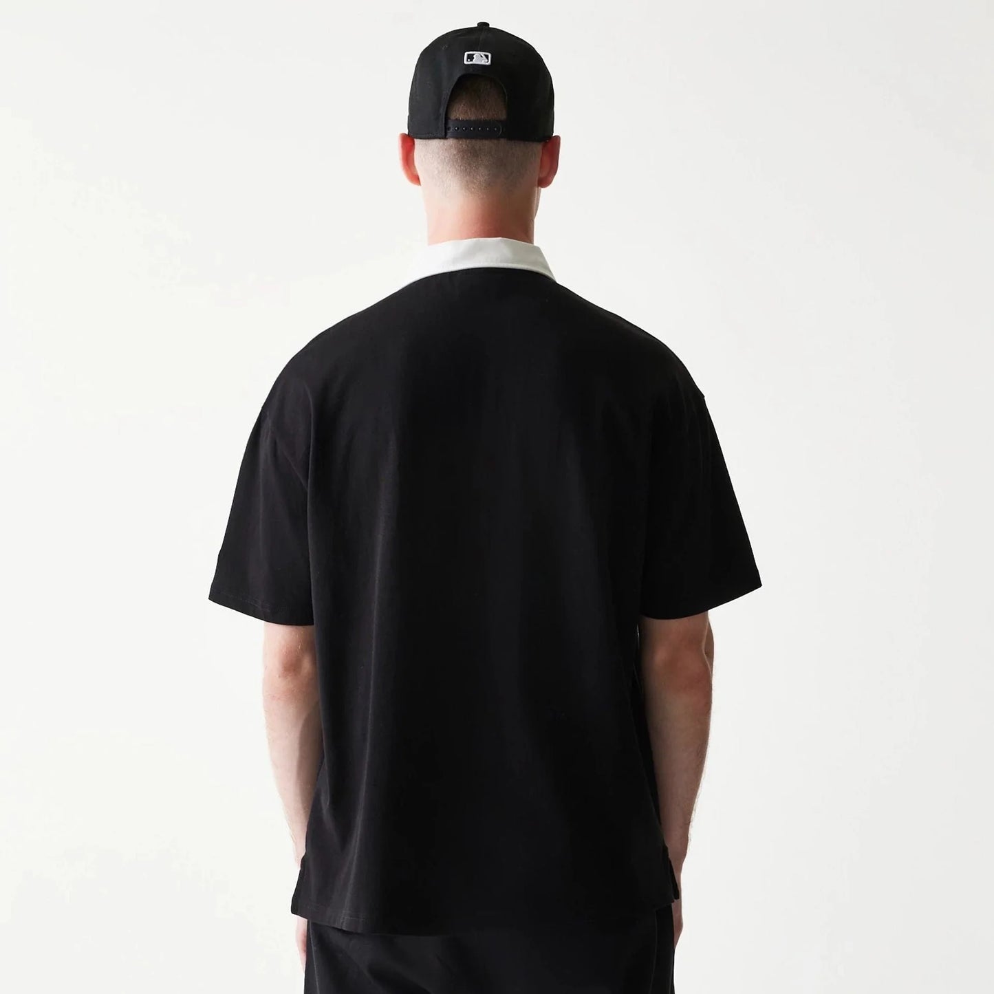 New Era, New York Yankees Oversized Polo T-Shirt, Black
