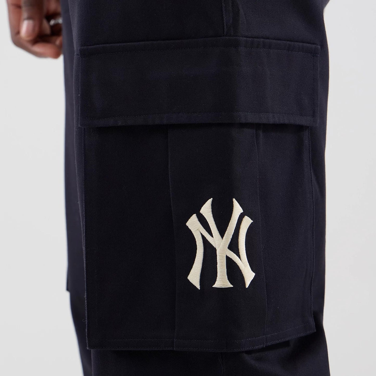 New Era, New York Yankees Cargo Trousers, Navy
