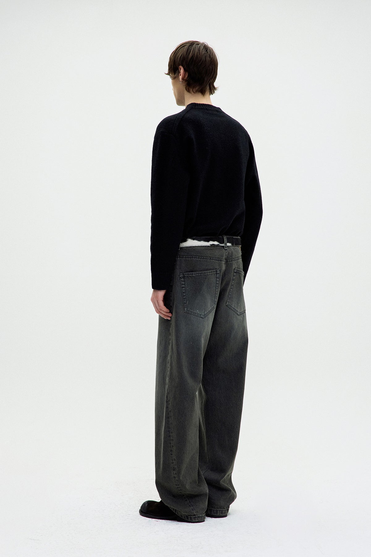 COOR,  Wool blend hairy v-neck sweater, Black