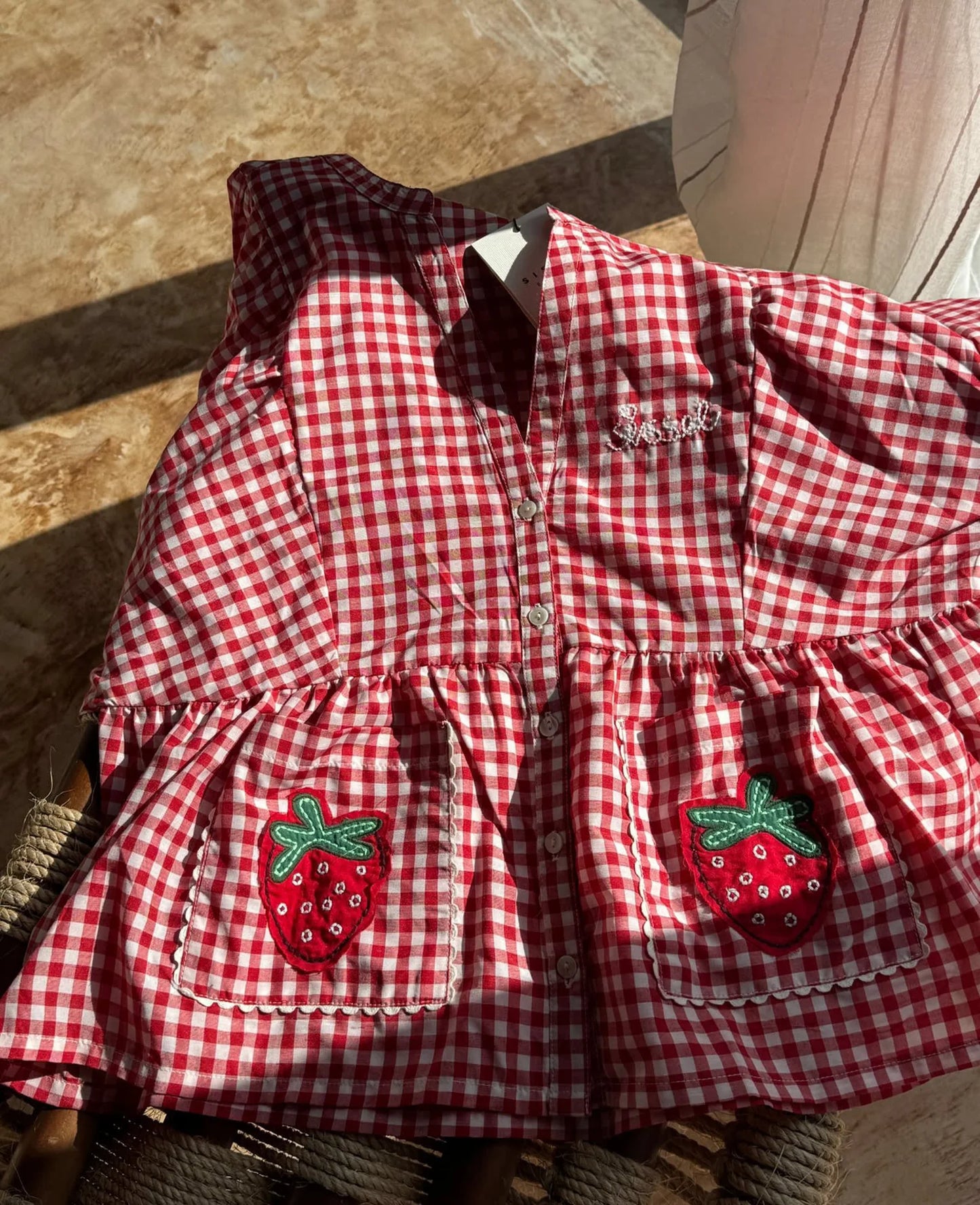 Sissel Edelbo, Bobbie Top, RED CHECKS