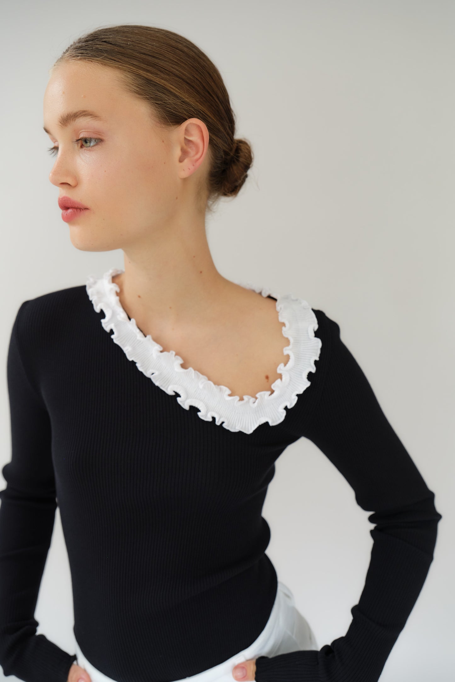 OperáSport, Evita Seamless Top, Sort med Hvide flæser