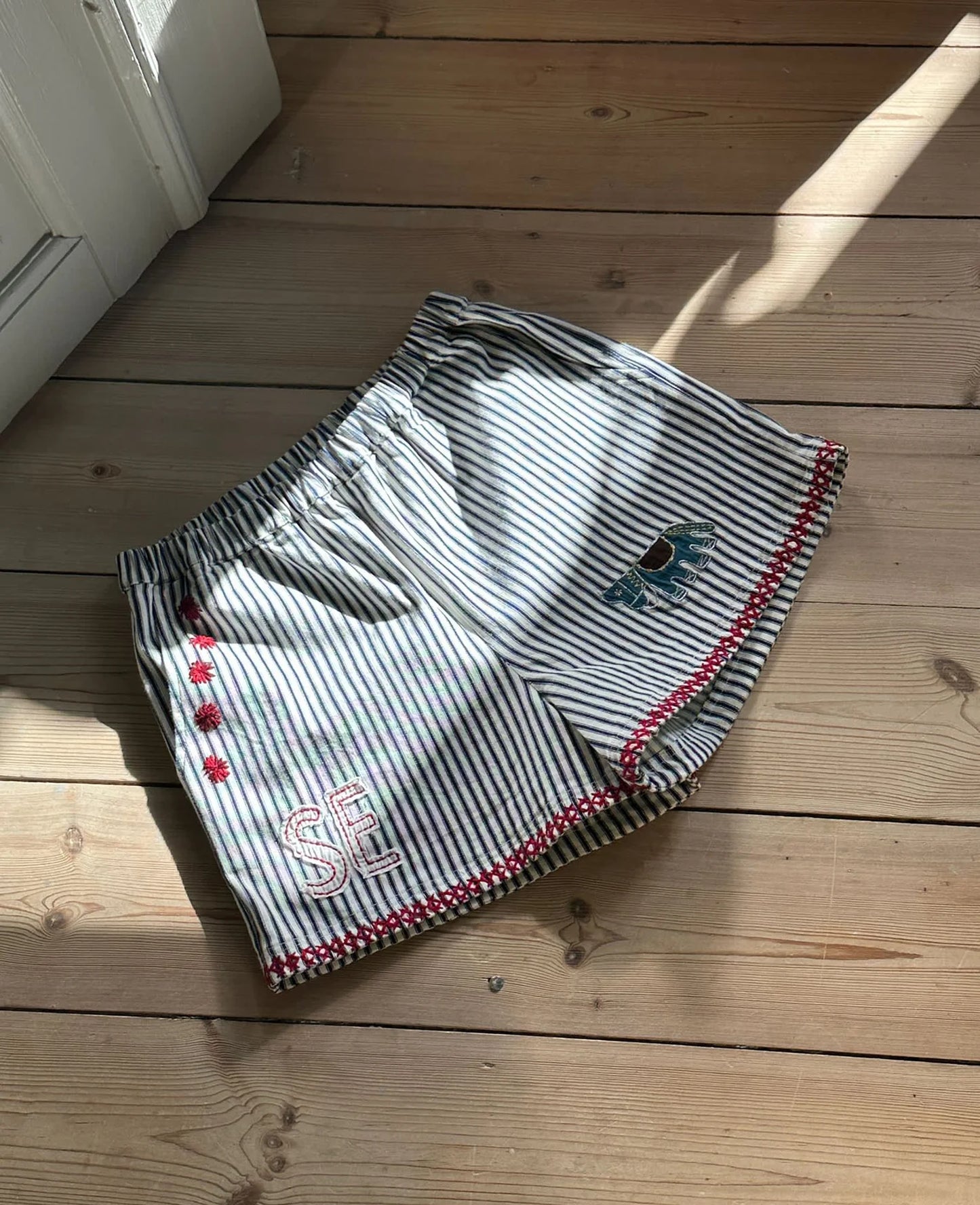 Sissel Edelbo, MYRA SHORTS, MILK LAD