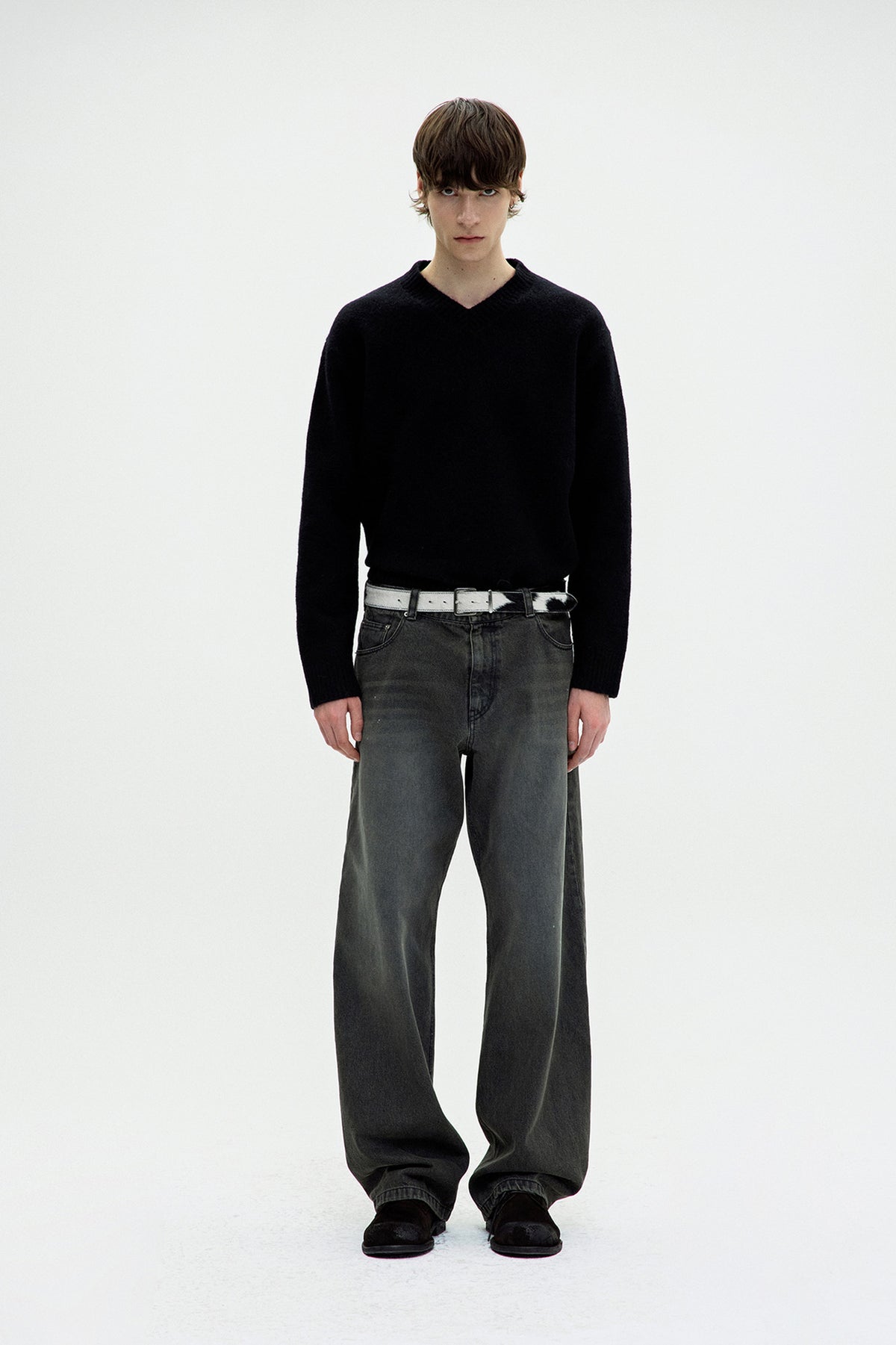 COOR,  Wool blend hairy v-neck sweater, Black