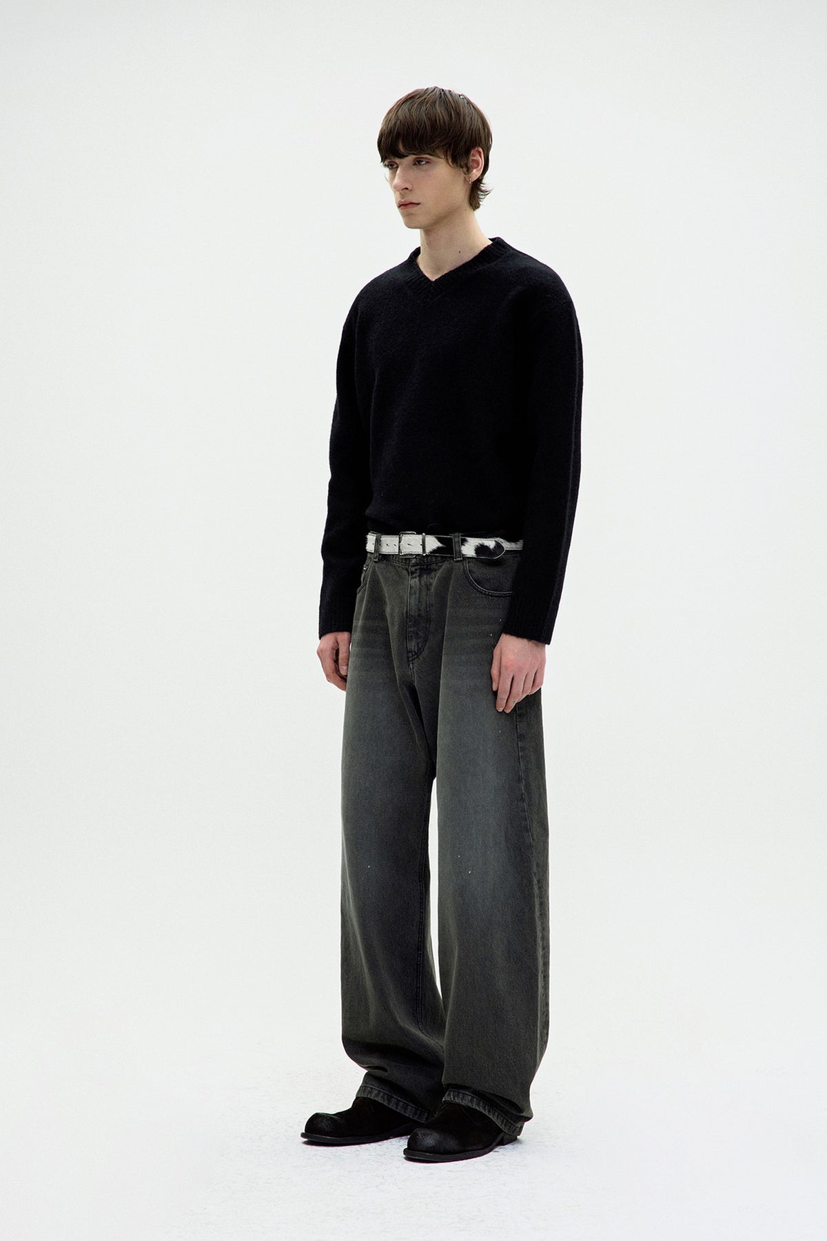 COOR,  Wool blend hairy v-neck sweater, Black