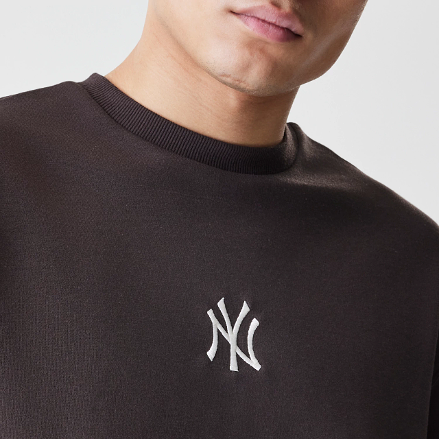 New Era, New York Yankees Crewneck, Brown